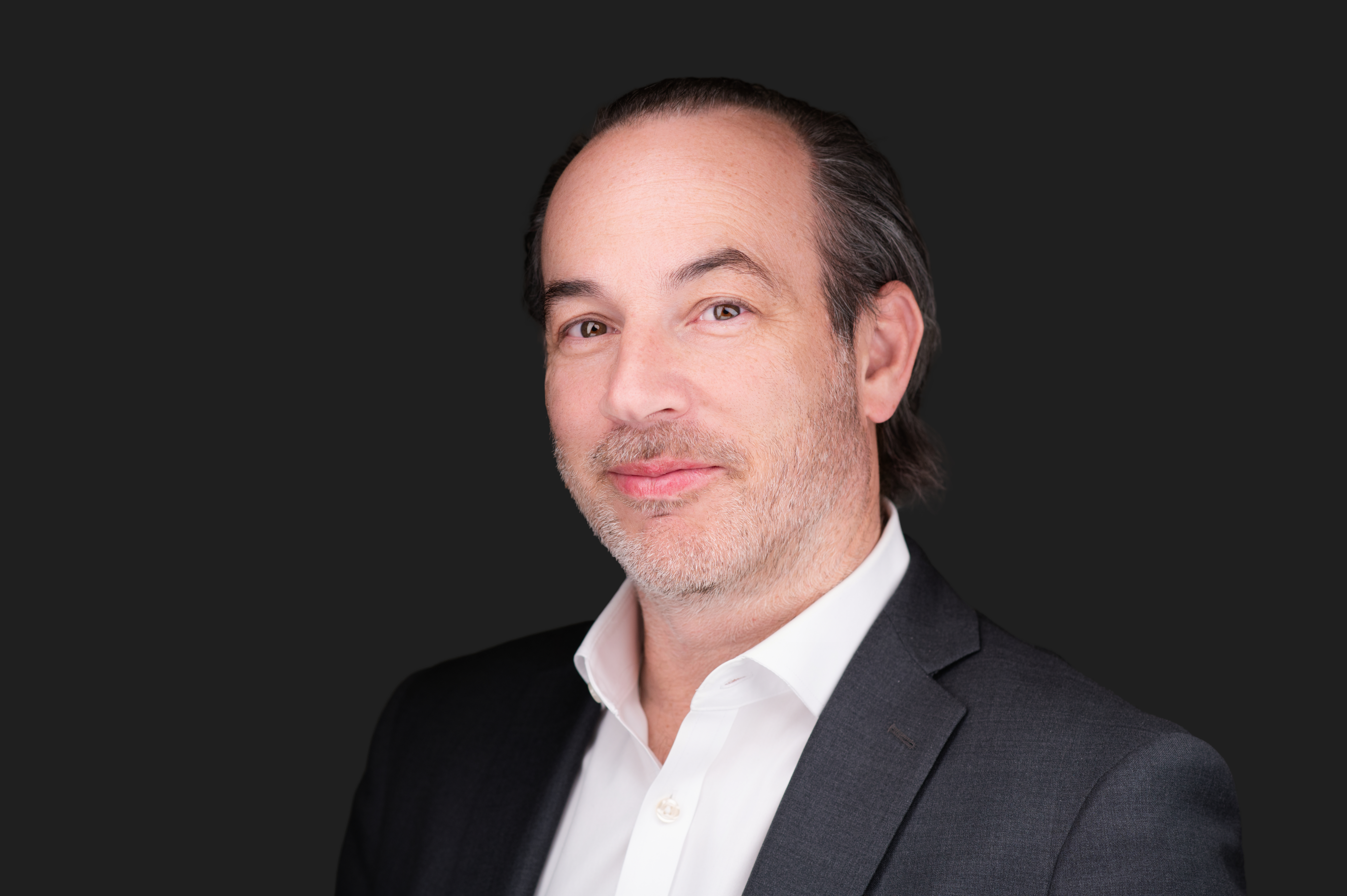 Portrait of Jeffrey Singer